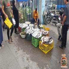 بازدید از شنبه بازار انزلی؛ خرید میوه تازه، سبزیجات محلی، صنایع دستی و تجربه فرهنگ شمال ایران برای گردشگران و اهالی.